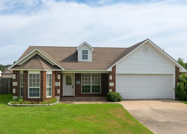 Property at 3707 Princeton Ct, Van Buren, AR 72956, 3 beds, 2 baths