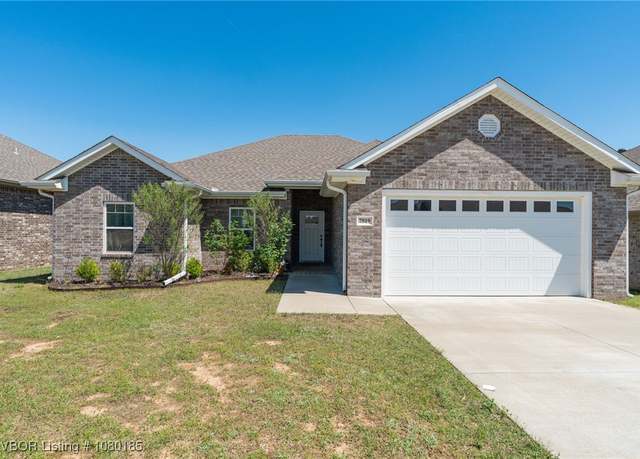Property at 7919 Coltridge Way, Fort Smith, AR 72916, 3 beds, 2 baths