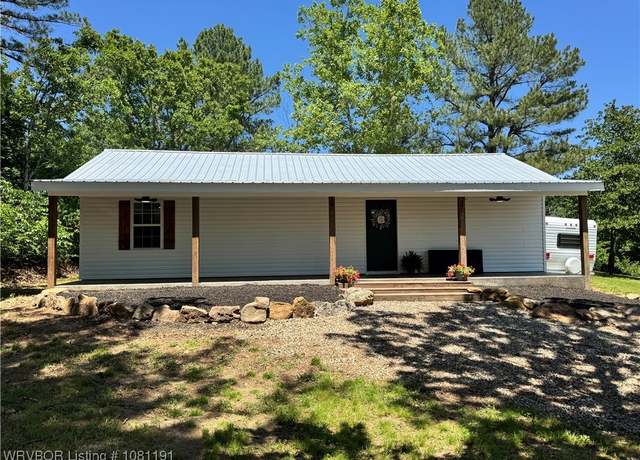 Property at 469497 975 Rd, Sallisaw, OK 74955, 2 beds, 1 bath