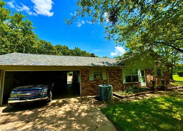 Property at 4500 Mount Harmony Rd, Greenwood, AR 72936, 3 beds, 2 baths