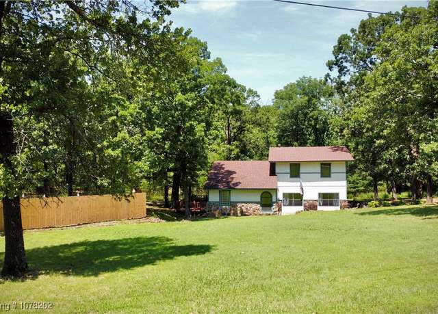 Property at 306 Ellis Loop, Pocola, OK 74902, 4 beds, 2 baths