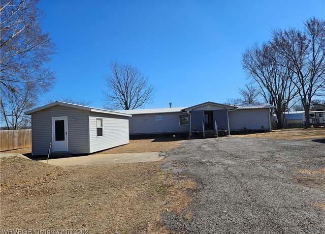 Property at 1726 Red Brown Pl, Greenwood, AR 72936, 3 beds, 2 baths