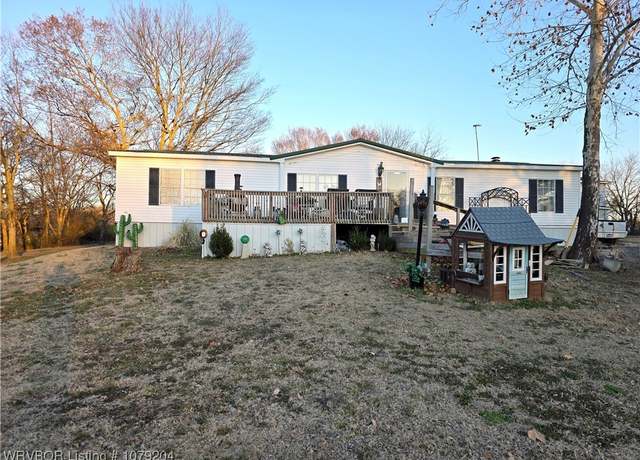 Property at 320 Lakeview Dr, Spiro, OK 74959, 3 beds, 2 baths