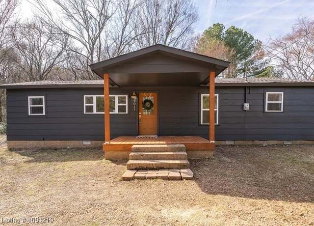 Property at 2011 Old Rudy Rd, Van Buren, AR 72956, 2 beds, 1 bath