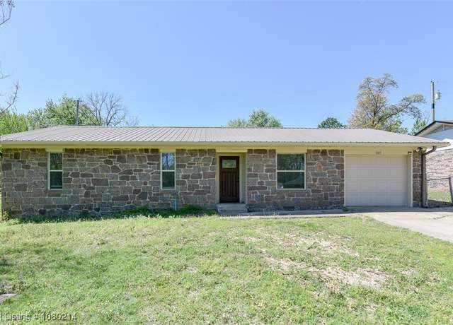 Property at 107 Price St, Roland, OK 74954, 3 beds, 2 baths