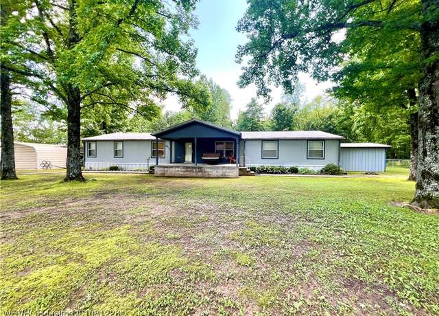 Property at 3611 Blossom Ln, Alma, AR 72921, 4 beds, 2.5 baths