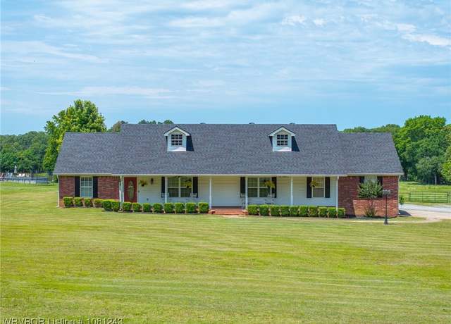 Property at 1205 S Division St, Lavaca, AR 72941, 3 beds, 2 baths