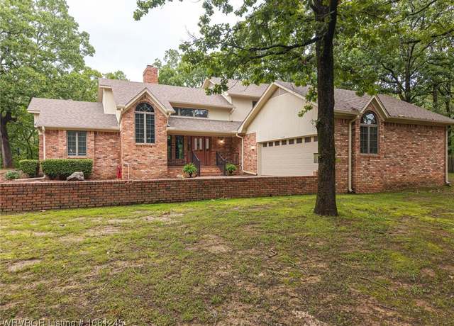 Property at 4240 Antler Dr, Greenwood, AR 72936, 3 beds, 2 baths