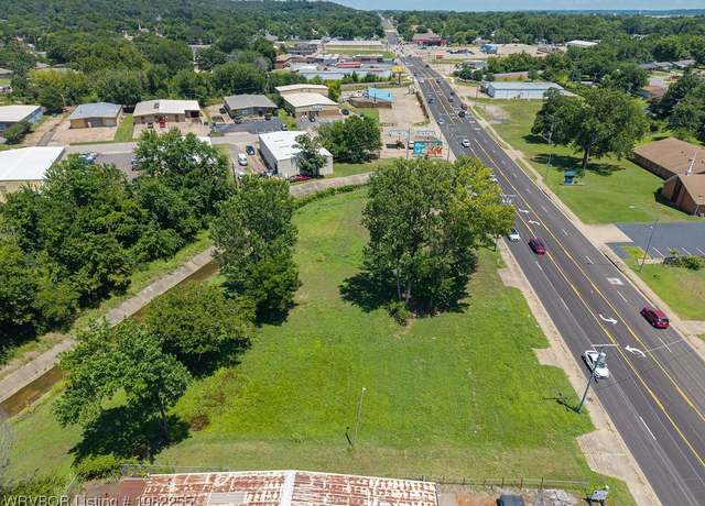 Property at 1425 S Phoenix Ave, Fort Smith, AR 72901