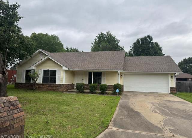 Property at 2206 Cordova Ter, Greenwood, AR 72936, 3 beds, 2 baths
