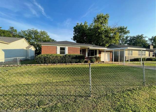 Property at 3924 Dean Dr, Fort Smith, AR 72904, 3 beds, 1 bath