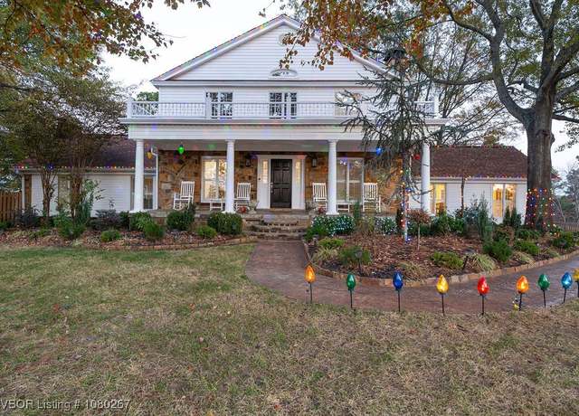 Property at 1701 S 66th St, Fort Smith, AR 72903, 6 beds, 8.5 baths