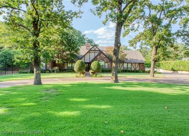 Property at 6817 Free Ferry Rd, Fort Smith, AR 72903, 3 beds, 2.5 baths