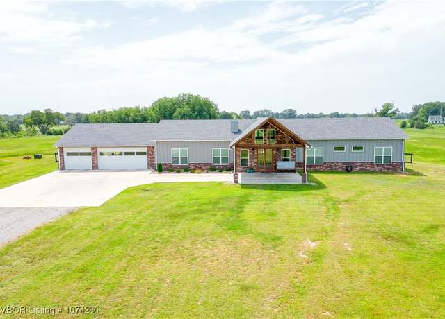 Property at 6440 Greig Ln, Van Buren, AR 72956, 4 beds, 4.5 baths
