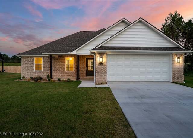 Property at 10307 Barnhard Way, Fort Smith, AR 72916, 3 beds, 2 baths
