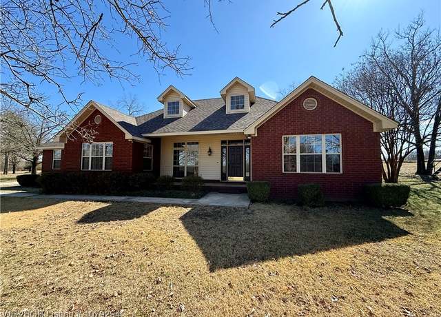 Property at 509 Missouri Rd, Lavaca, AR 72941, 3 beds, 2 baths