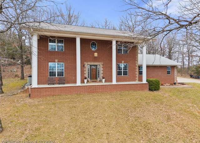 Property at 904 River Overlook Loop, Van Buren, AR 72956, 3 beds, 3 baths