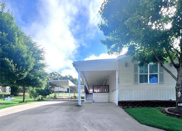 Property at 1518 Cherokee Trl, Van Buren, AR 72956, 2 beds, 2 baths