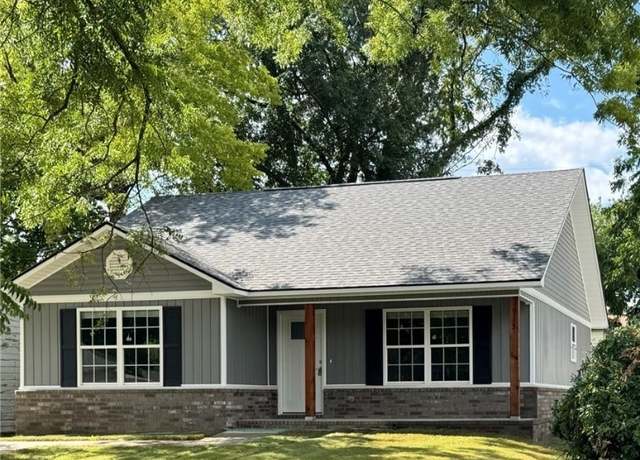 Property at 913 7th St, Fort Smith, AR 72901, 2 beds, 2 baths