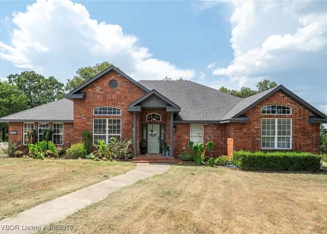 Property at 1952 Kilgore Ln, Van Buren, AR 72956, 3 beds, 2 baths
