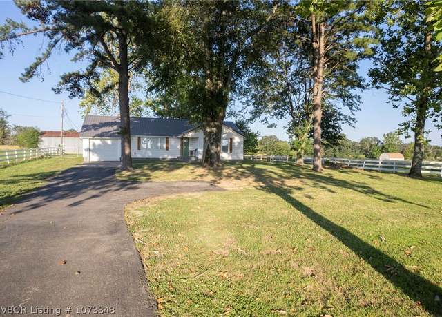 Property at 106595 S 4770 Rd, Muldrow, OK 74948, 3 beds, 1 bath
