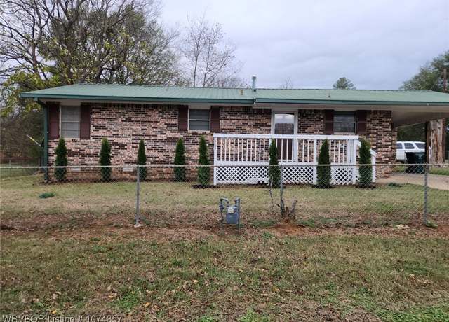 Property at 417 Broadway Ave, Booneville, AR 72927, 2 beds, 1 bath