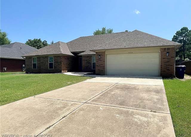 Property at 4104 Glen Flora Way, Fort Smith, AR 72908, 4 beds, 2.5 baths