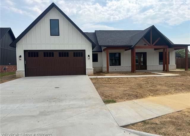Property at 2610 Norman Ln, Greenwood, AR 72936, 3 beds, 2.5 baths