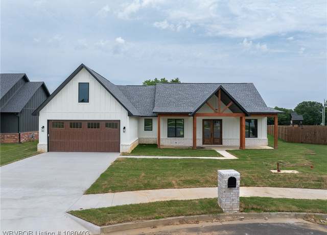 Property at 2610 Norman Ln, Greenwood, AR 72936, 3 beds, 2.5 baths