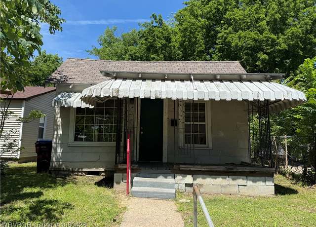 Property at 1315 N 9th St, Fort Smith, AR 72901, 2 beds, 1 bath