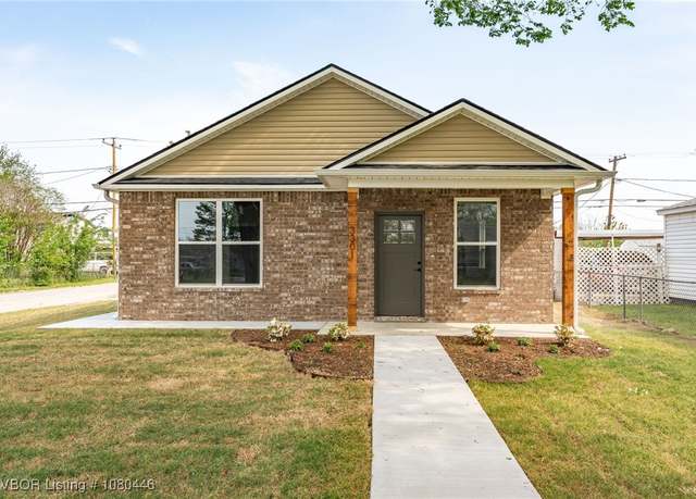 Property at 3301 Wirsing Ave, Fort Smith, AR 72904, 3 beds, 2 baths
