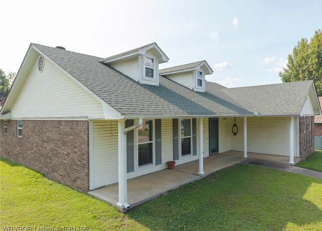 Property at 9608 Bryn Mawr Cir, Fort Smith, AR 72908, 3 beds, 2 baths