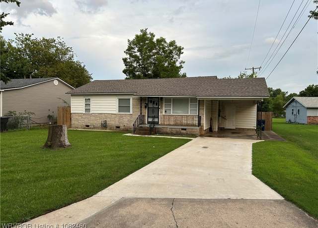 Property at 4108 Dean Dr, Fort Smith, AR 72904, 3 beds, 1 bath