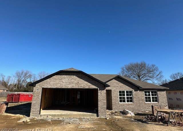 Property at 406 N Dogwood Ave, Sallisaw, OK 74955, 3 beds, 2 baths