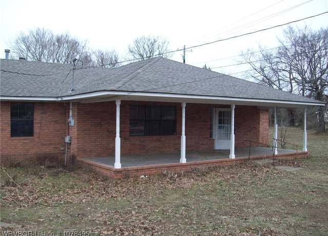 Property at 8415 N Highway 59, Van Buren, AR 72956, 3 beds, 2 baths