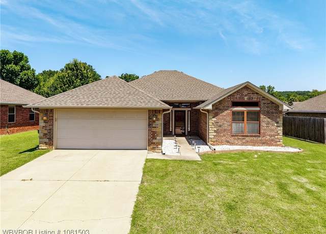 Property at 1232 Big Oak Dr, Alma, AR 72921, 4 beds, 2 baths