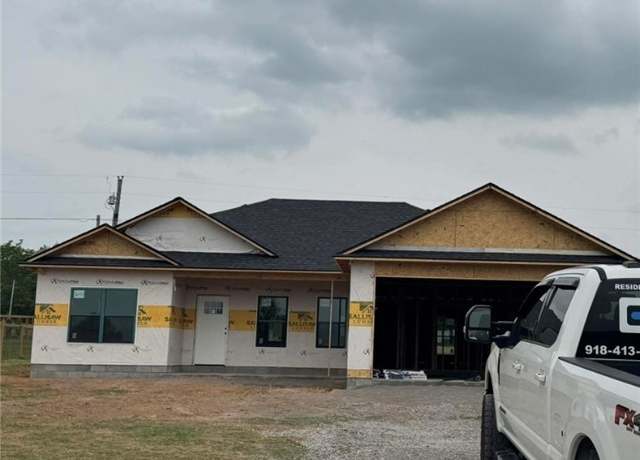 Property at 141 Hall Ln, Pocola, OK 74902, 3 beds, 2 baths