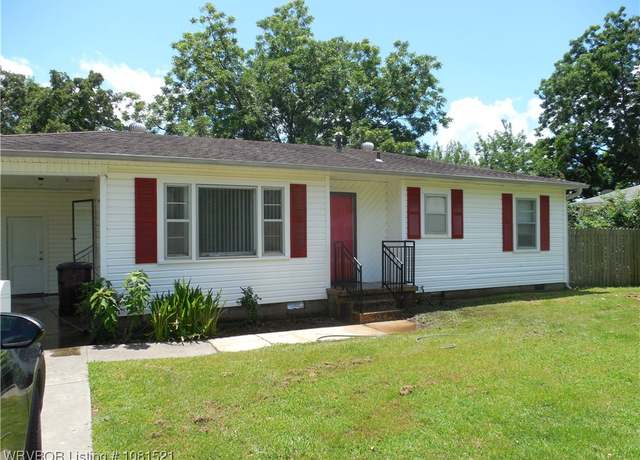 Property at 1712 Memphis St, Fort Smith, AR 72901, 2 beds, 1 bath