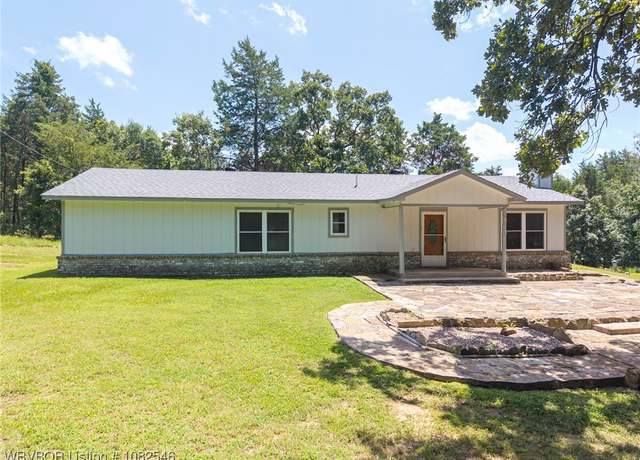 Property at 1800 Ranch Rd, Van Buren, AR 72956, 3 beds, 2 baths