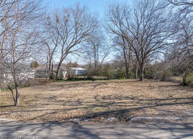 Property at 904 S Locust, Sallisaw, OK 74995