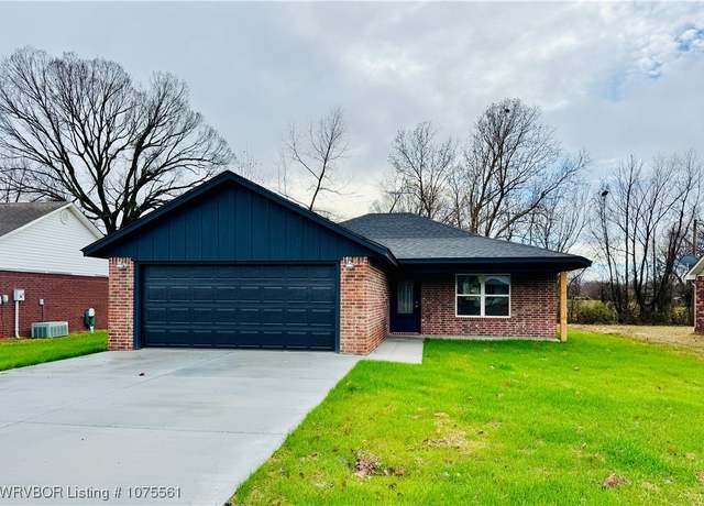 Property at 410 Deer-run Rd, Muldrow, OK 74954, 3 beds, 2 baths