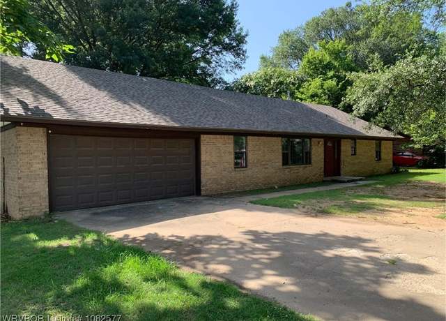 Property at 104 Free Ferry Dr, Roland, OK 74954, 3 beds, 2 baths