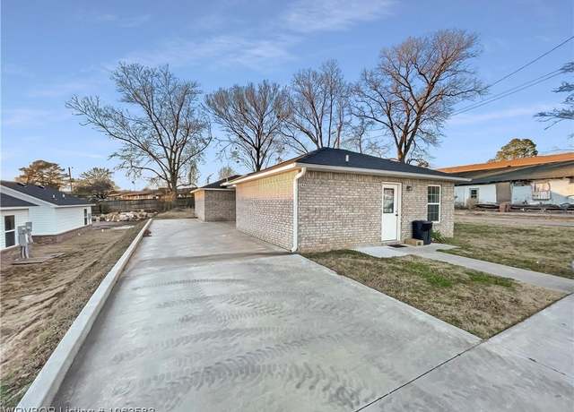 Property at 24 22nd St, Van Buren, AR 72956