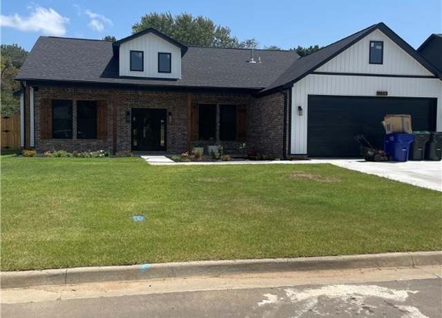 Property at 9013 Carson Way, Fort Smith, AR 72908, 3 beds, 2.5 baths