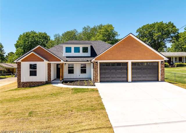 Property at 121 Governor Bass Little St, Greenwood, AR 72936, 3 beds, 2 baths