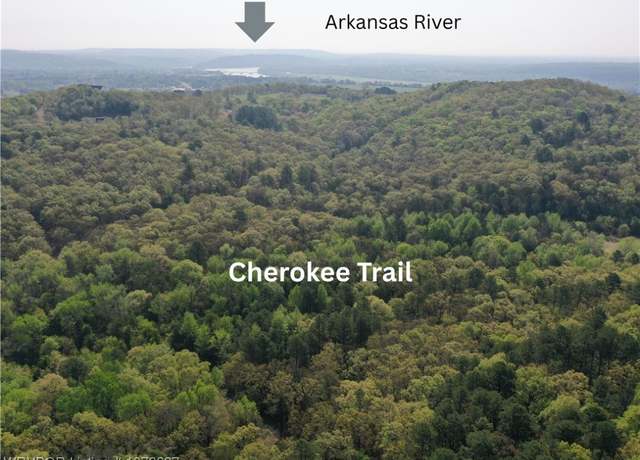 Property at 805 Cherokee Trl, Ozark, AR 72949