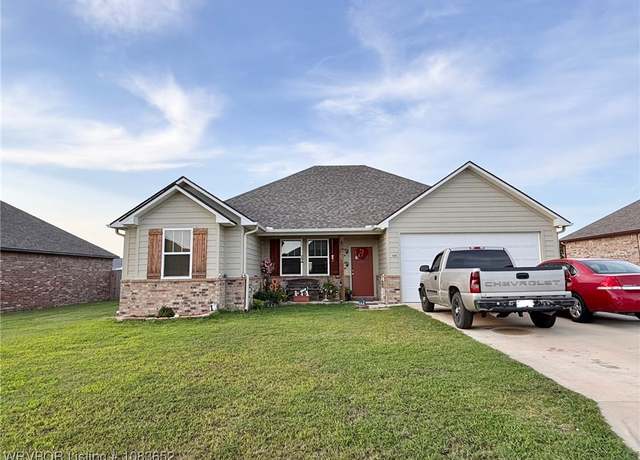 Property at 108 Countryside Way, Pocola, OK 74902, 4 beds, 2 baths