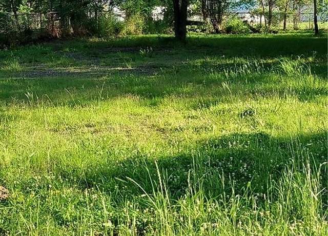 Property at 206 Park St, Poteau, OK 74953