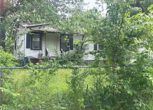 Property at 2312 Wirsing Ave, Fort Smith, AR 72904, 2 beds, 1 bath