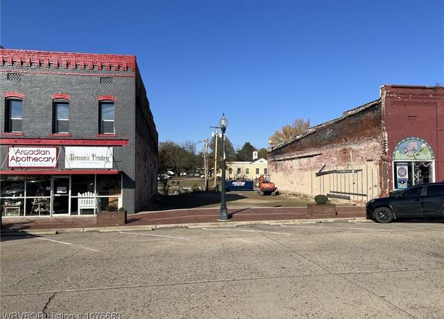 Property at 27 W Main St, Paris, AR 72855